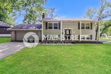 7200 Willow Ave Raytown, MO 64133